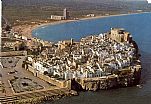 Corrían los años 60 y comenzó a construirse Torre Hirta y Les Doyes. Como podéis observar, no había nada más...